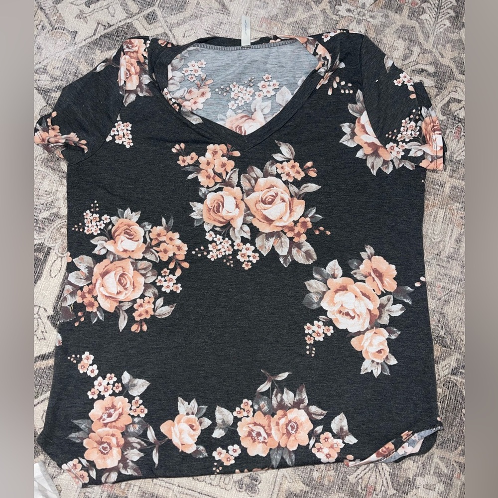 Chic Soul Women’s flower tee 2XL
